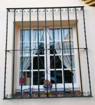 Reja ventana hierro forja