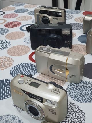 Cámaras vintage: Espio, Nikon, etc.