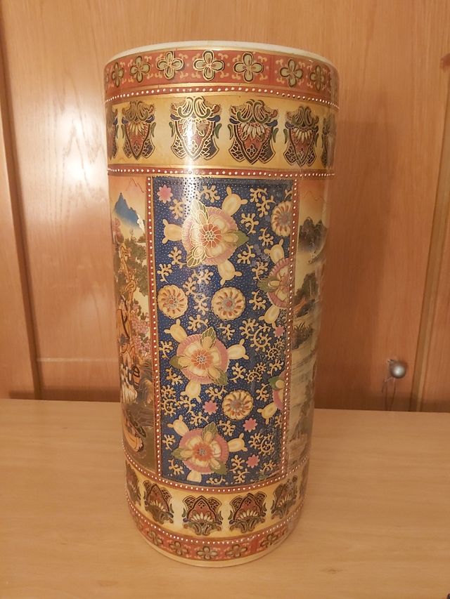 Jarrón porcelana oriental