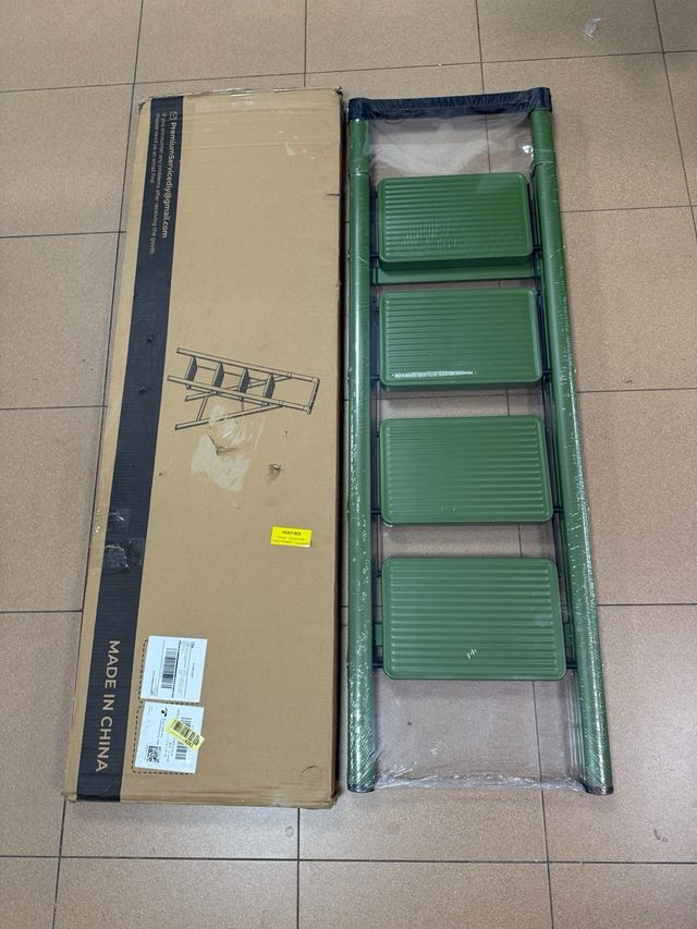 Escalera Plegable 270kg - Verde