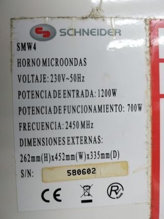 Microondas Schneider 700W - Crema