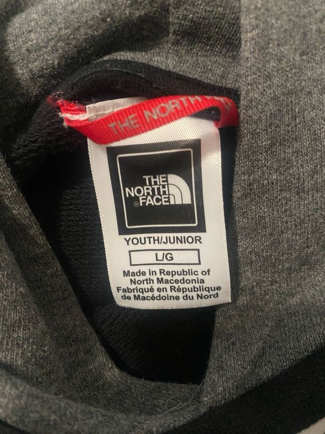 Sudadera The North Face negra y gris