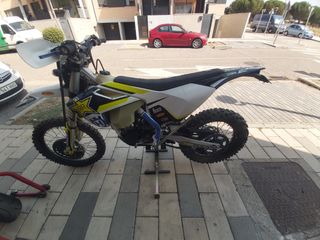 Husqvarna FE 450 - Enduro Motocross