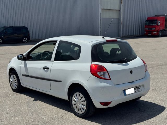 Renault Clio 2010