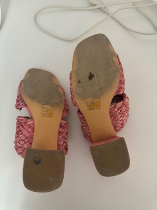Sandalias rosa tejido