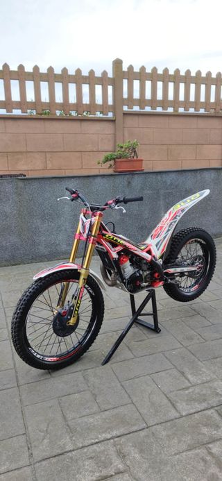 TRS 300 RR Moto Trial