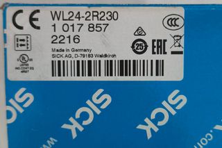 Sensor fotoeléctrico SICK WL24-2R230