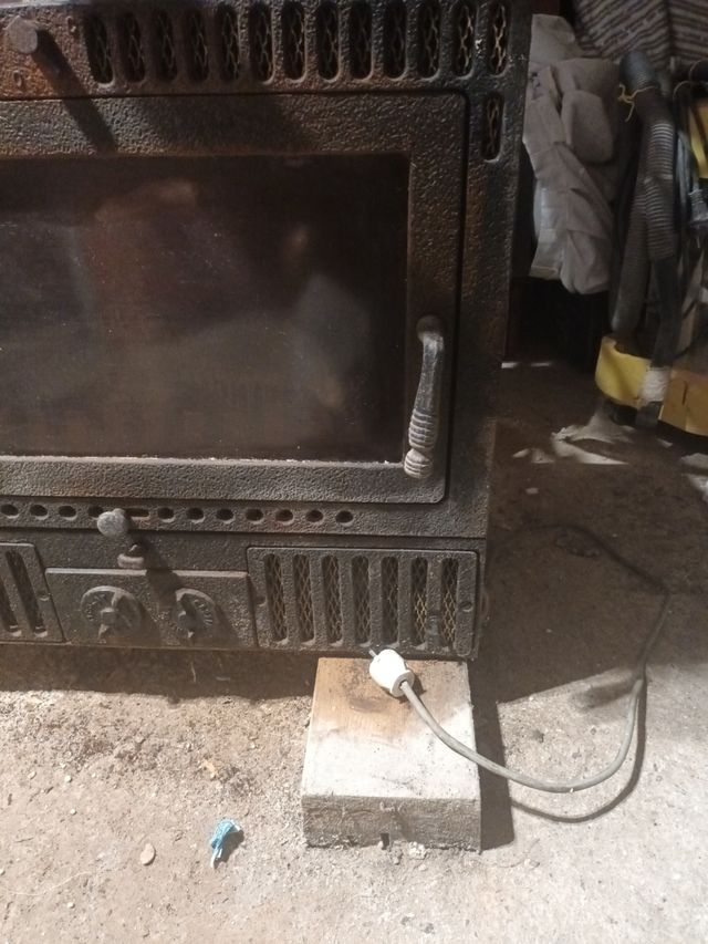 Estufa cassette fundición negra