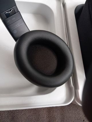 Audífonos Beats Studio Pro - Negros