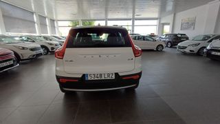 Volvo XC40 2021