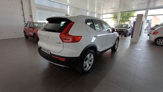 Volvo XC40 2021