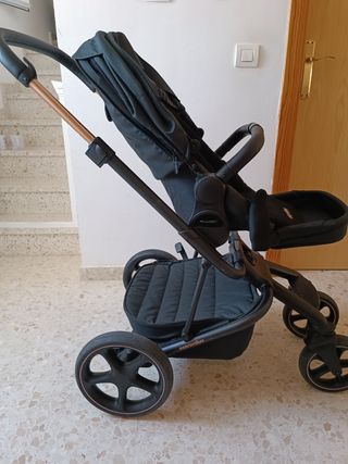 Carro cochecito 2piezas,
capazo silla Easy Walker 