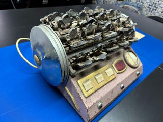 Máquina Permanente para o Cabelo "Bella" (Vintage)