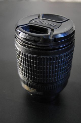 Objetivo Nikon DX AF-S Nikkor 18-135mm f/3.5-5.6G