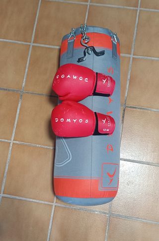 Saco boxeo Domyos 90x30 + guantes