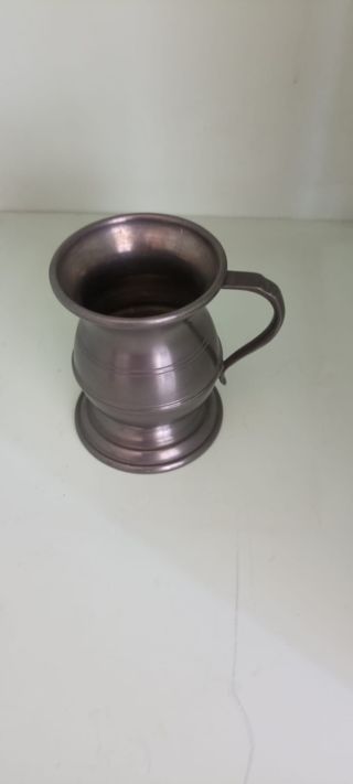 Juego de jarras antiguas