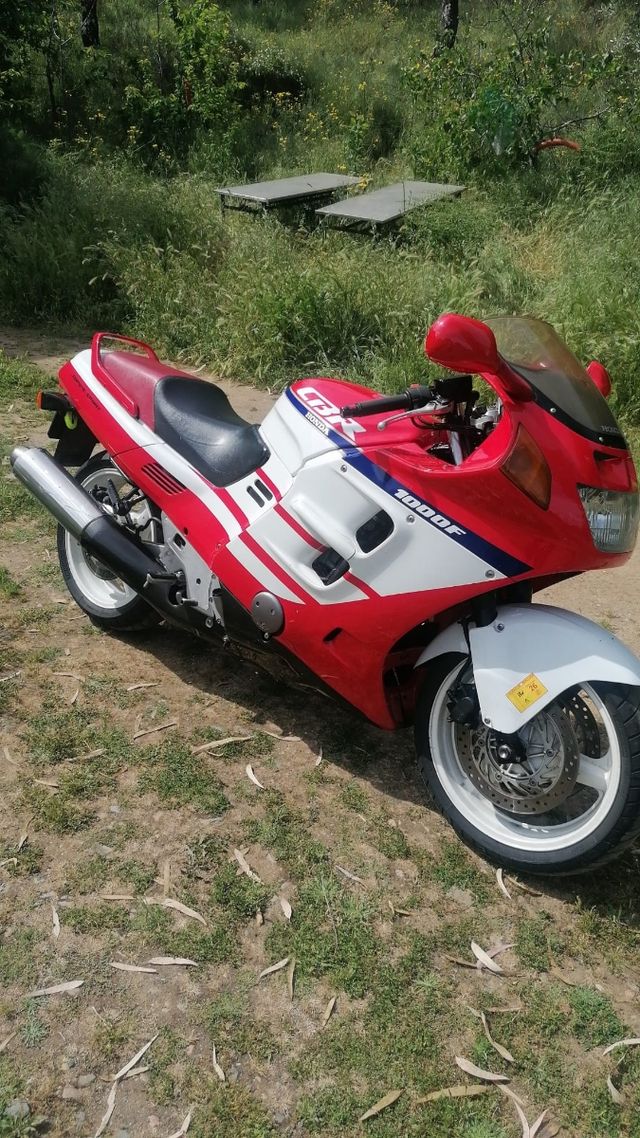 Honda CBR 1000F 1990