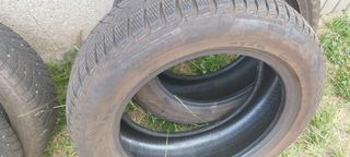 Neumáticos Bridgestone y pirelli 205/60 R17 usados