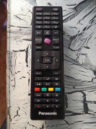 Mando Panasonic TV Smart