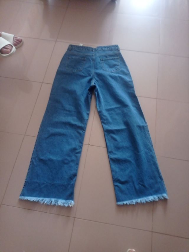 Jeans nuevos talla 40