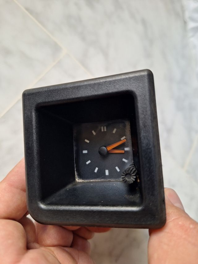Reloj Ford Sierra