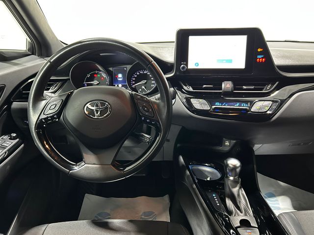 Toyota C-HR 125h Advance