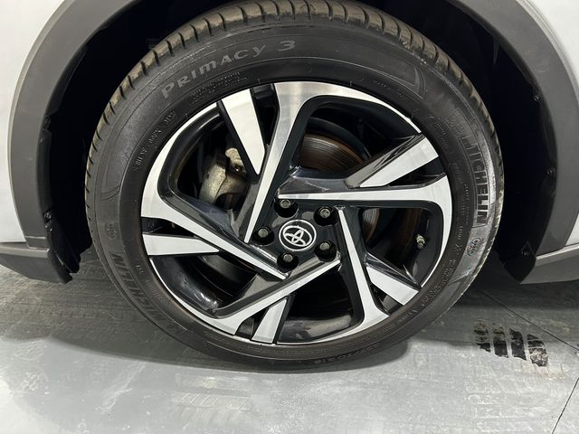 Toyota C-HR 125h Advance