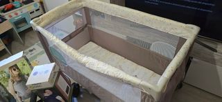 BEBÉ: Cuna,carrito,mochila y pañuelos porteo..