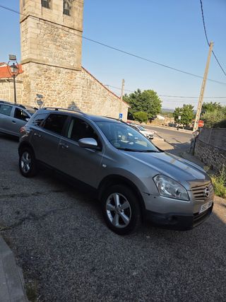 Nissan Qashqai+2 2009