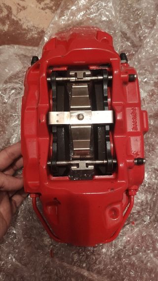 Pinzas Brembo 4 pistones