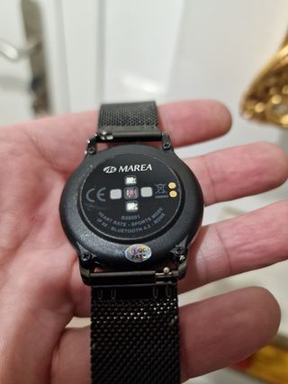 Reloj inteligente MAREA Mod: b58001 Color negro.