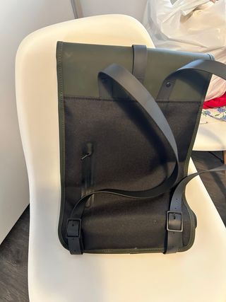 Mochila Rains verde oliva