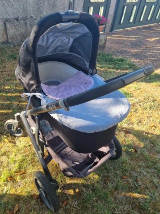 Carrito Uppababy + Grupo 0 Besafe