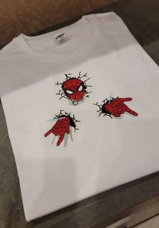 Maglietta Spiderman ricamata