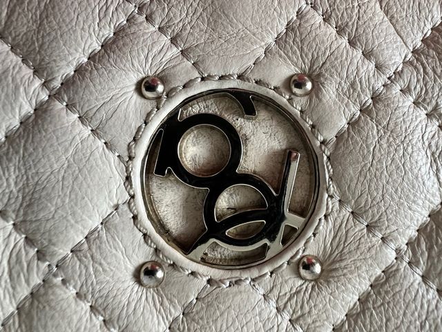 Bolso Purificación García acolchado beige