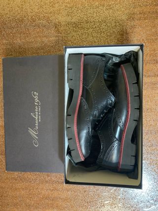 Scarpe Marechiaro stringate nere