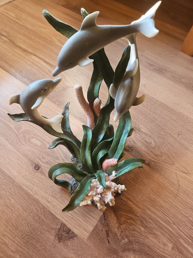 Centro de mesa con delfines