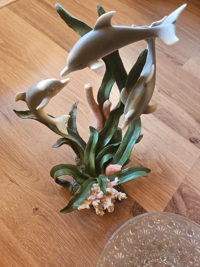 Centro de mesa con delfines