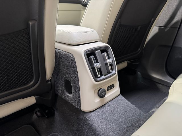 VOLVO XC40 1.5 T4 Twin Recharge RDesign Exp Auto