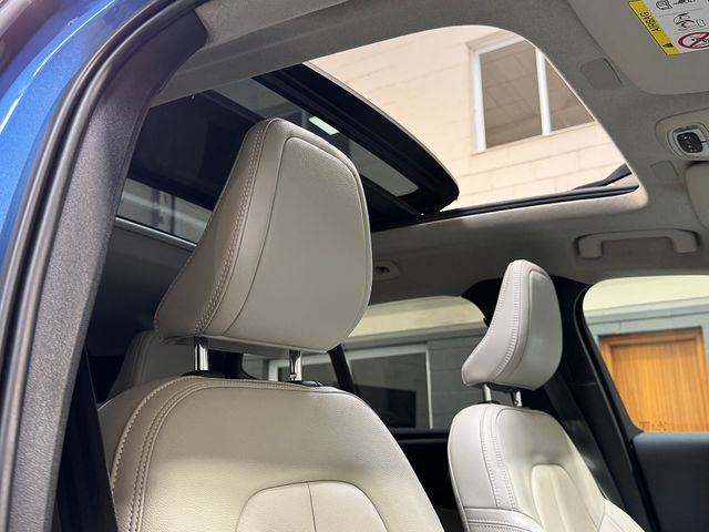 VOLVO XC40 1.5 T4 Twin Recharge RDesign Exp Auto