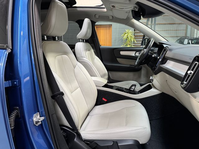 VOLVO XC40 1.5 T4 Twin Recharge RDesign Exp Auto