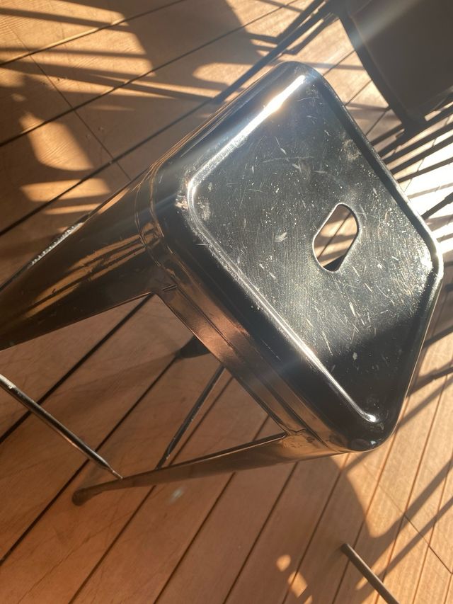 Taburetes metal negro 4