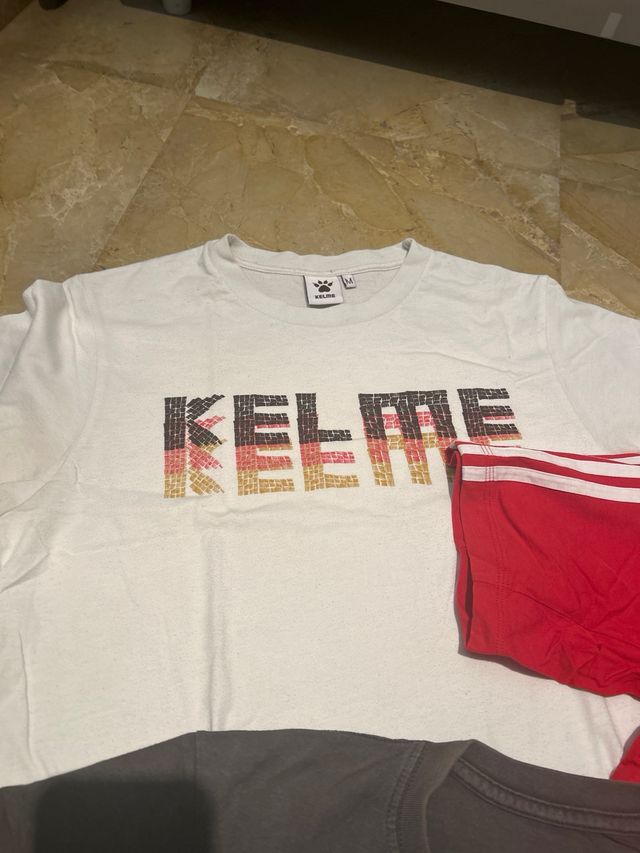3 Camisetas: Kelme, Adidas, Nike