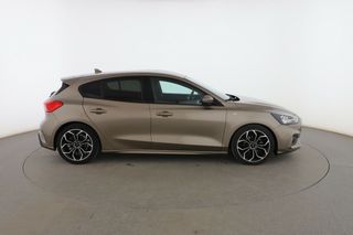 Ford Focus 1.5 EcoBlue TDCi ST-Line