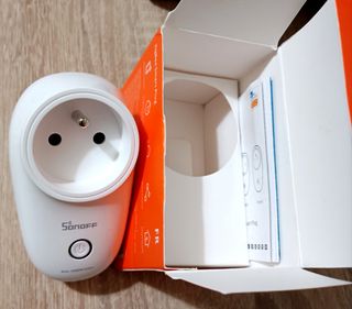 Sonoff: Enchufe inteligente Zigbee 3.0