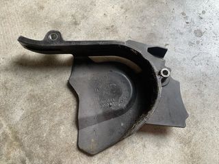Protector piñón KTM 690 SMC