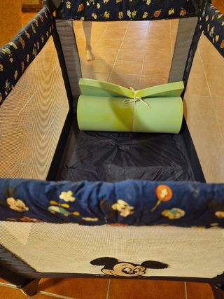 Cuna viaje Mickey Mouse + colchoneta