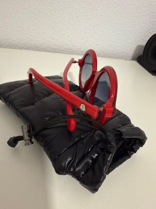 Gafas Moncler - rojas
