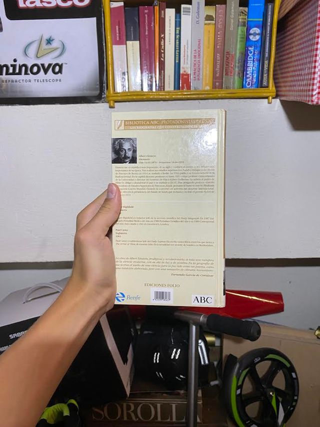 Las vidas privadas de Albert Einstein