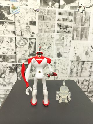 Ben 10 Way Big & Albedo Figurine